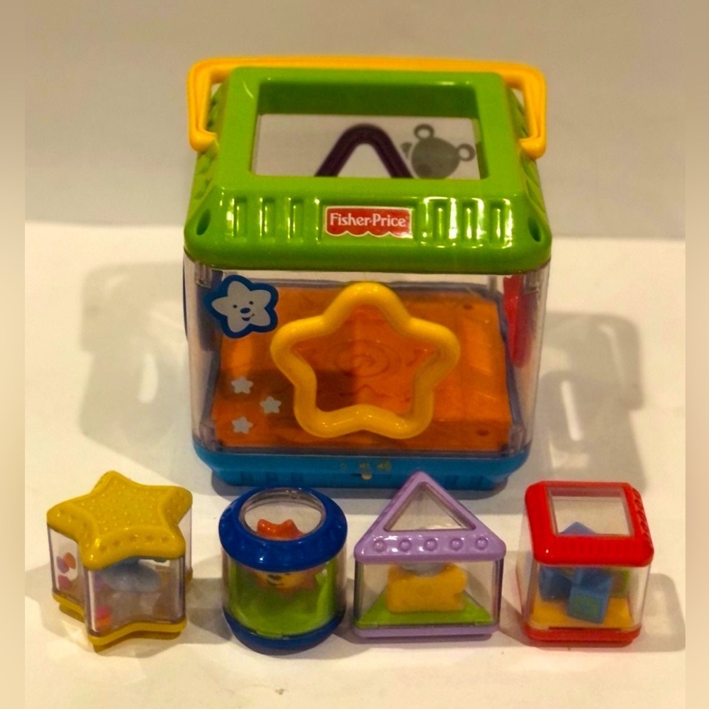 Fisher price peek a Boo shape sorter